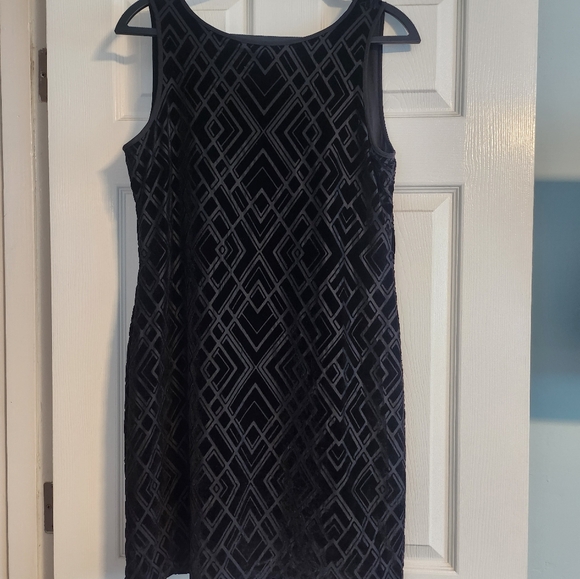 White House Black Market Dress - Picture 2 of 5